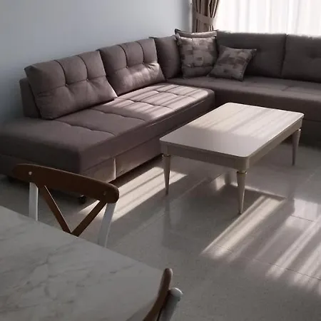 Beautiful 1 Bedroom Sea View In Iskele, North Cyprus